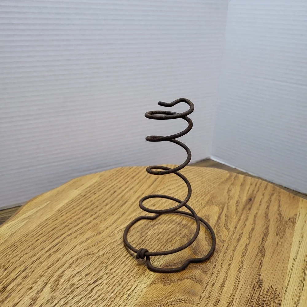 VTG Rusty Cyclone Tornado Metal Coil Old Bed Springs Lot Of 6 Pc. 7